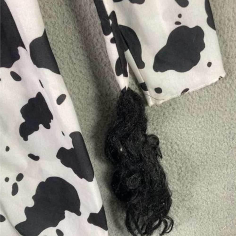 Reposhing this item I purchased.
Loved it, but was too small for me. - Picture 3 of 6